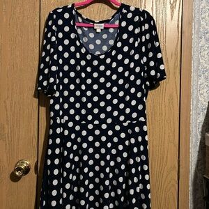 Navy blue LuLaRoe 3X Nicole with pockets